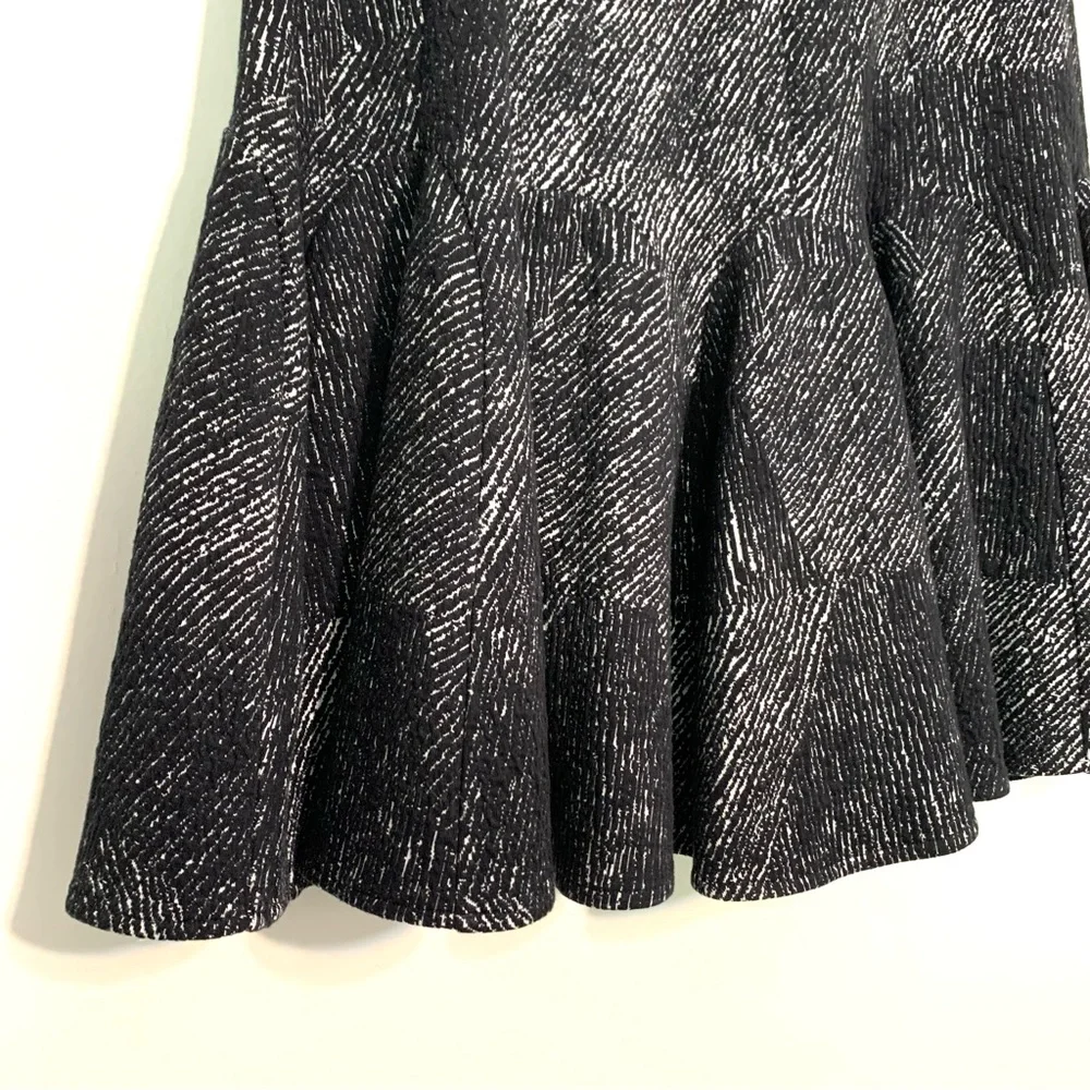 Banana Republic Godet Mini Skirt Black and White Striped Size 14 High Waist